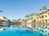 Club Del Sol Aparthotel Resort & Spa