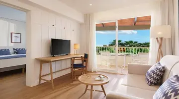 Club Del Sol Aparthotel Resort & Spa