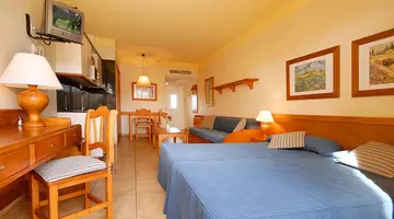 Club Del Sol Aparthotel Resort & Spa