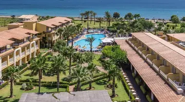 Club Del Sol Aparthotel Resort & Spa