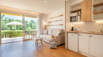 Club Del Sol Aparthotel Resort & Spa