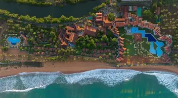 Club Dolphin