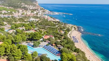 Club Esse Palmasera Resort