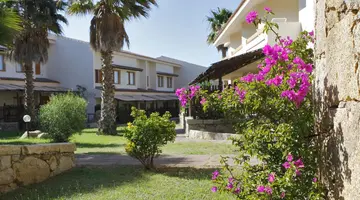 Club Esse Posada Beach