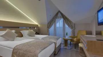 CLUB GRAND AQUA