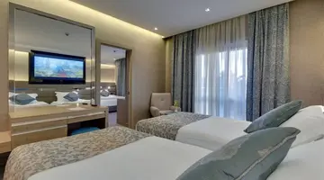 CLUB GRAND AQUA