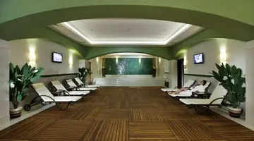 CLUB GRAND SIDE