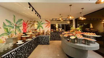 CLUB HOTEL DOLPHIN