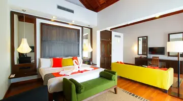 CLUB HOTEL DOLPHIN