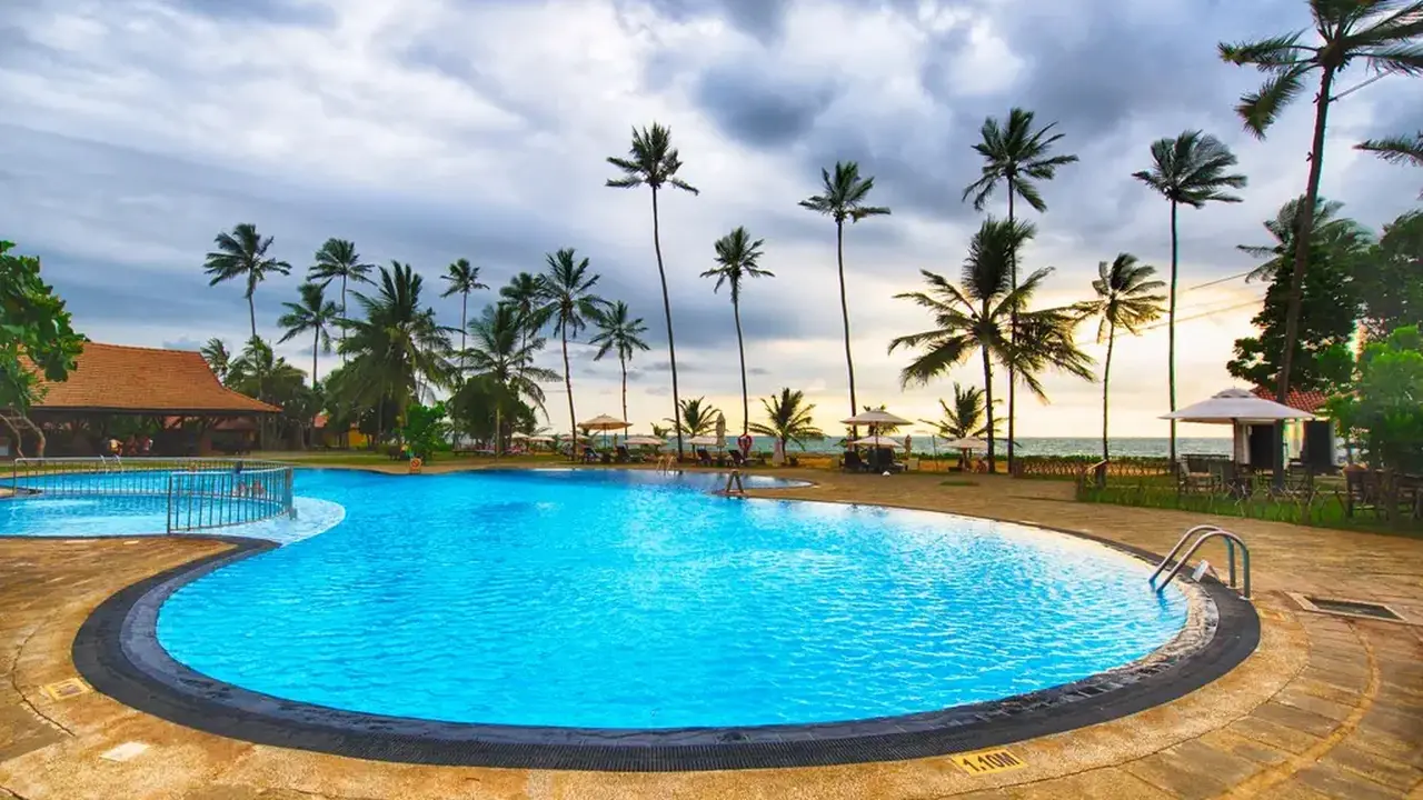 CLUB HOTEL DOLPHIN