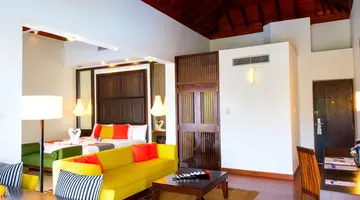 CLUB HOTEL DOLPHIN