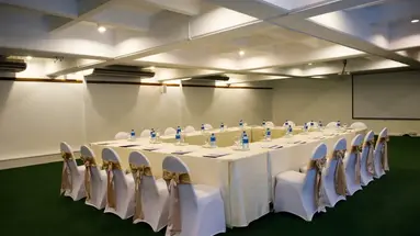 CLUB HOTEL DOLPHIN