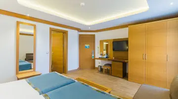 CLUB & HOTEL LETOONIA