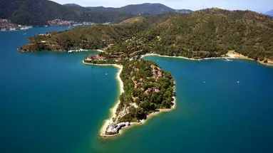 CLUB & HOTEL LETOONIA