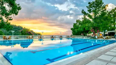 Club & Hotel Letoonia