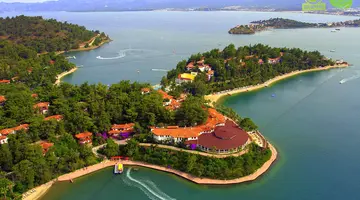 CLUB & HOTEL LETOONIA