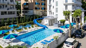 Club Hotel Residence