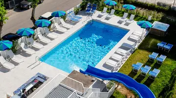 Club Hotel Residence