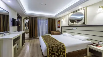 CLUB HOTEL SERA