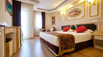 CLUB HOTEL SERA