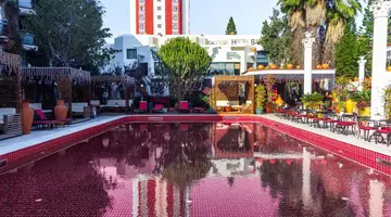 CLUB HOTEL SERA