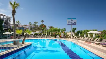 CLUB HOTEL TITAN