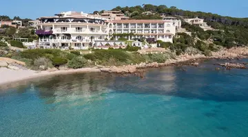 Club Hotel