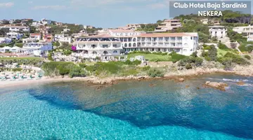 CLUB HOTEL