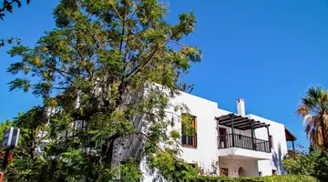 CLUB LYDA HOTEL