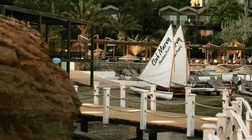 CLUB MARVY