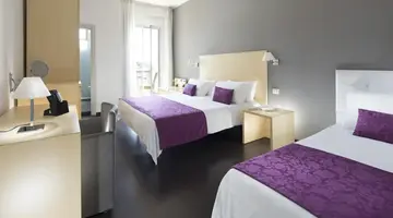 Club Meeting Hotel