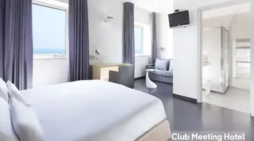 Club Meeting Hotel