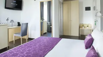Club Meeting Hotel