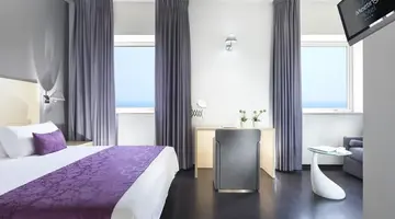Club Meeting Hotel