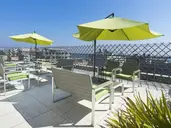Club Meeting Hotel