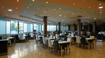 Club Monte Carlo(Ex:Club Tess)