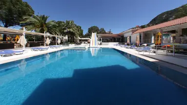 CLUB MUNAMAR BEACH RESORT