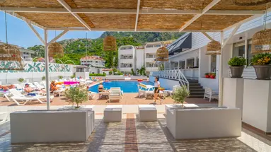 CLUB MUNAMAR BEACH RESORT