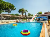 CLUB MUNAMAR BEACH RESORT