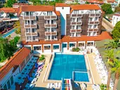 CLUB MUNAMAR BEACH RESORT