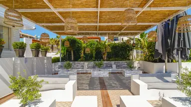 CLUB MUNAMAR BEACH RESORT