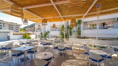 CLUB MUNAMAR BEACH RESORT