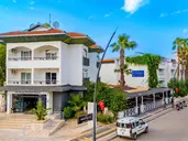 CLUB MUNAMAR BEACH