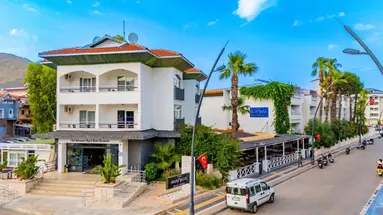 CLUB MUNAMAR BEACH