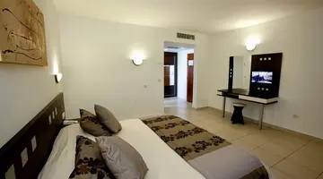 Club Novostar Dar Khayam