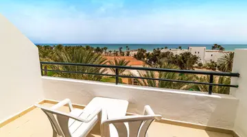 Club Palm Azur