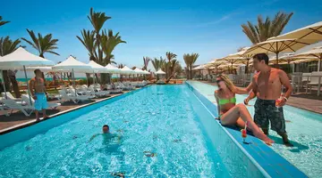 Club Palm Azur
