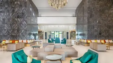 CLUB PALM AZUR