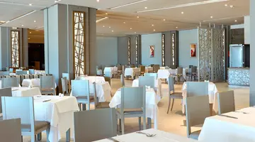 Club Palm Azur