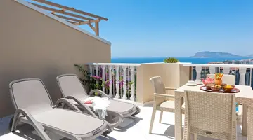 Club Paradiso Hotel & Resort